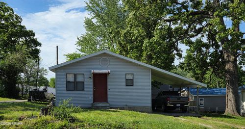 912 Griswold Avenue, Carthage, MO, 64836 | Card Image