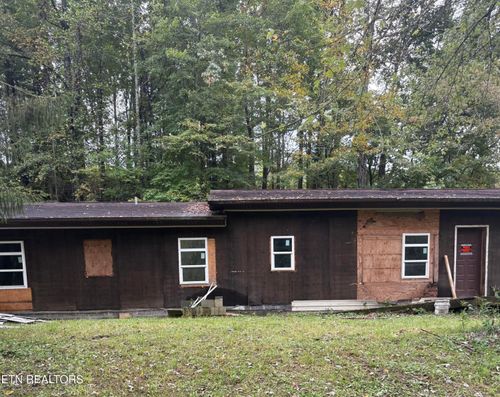 671 Shipley Ridge Rd, Tazewell, TN, 37879-4777 | Card Image