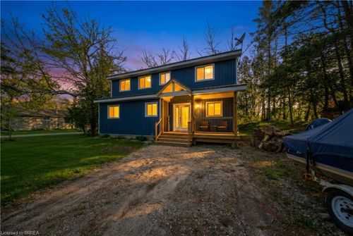135 Camp Lane, Tweed, ON, K0K3J0 | Card Image