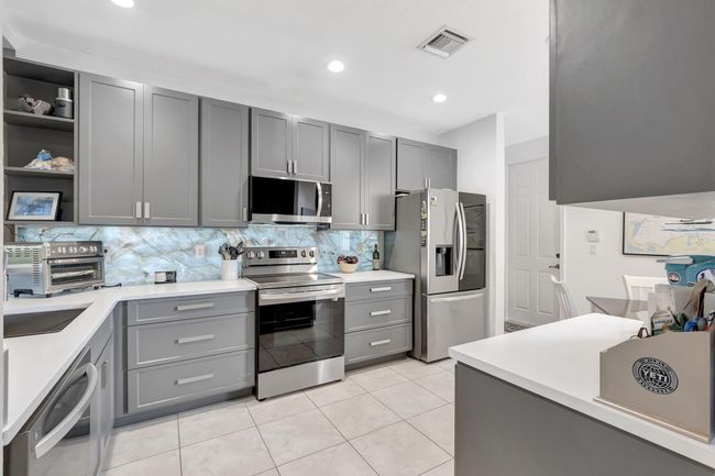 UNIT-2007 - 16089 Poppyseed Cir, Townhouse with 3 bedrooms, 3 bathrooms and null parking in Delray Beach FL | Image 13