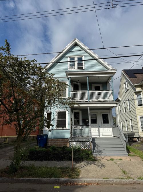 82 Atwater St, New Haven, CT, 06513-3104 | Card Image