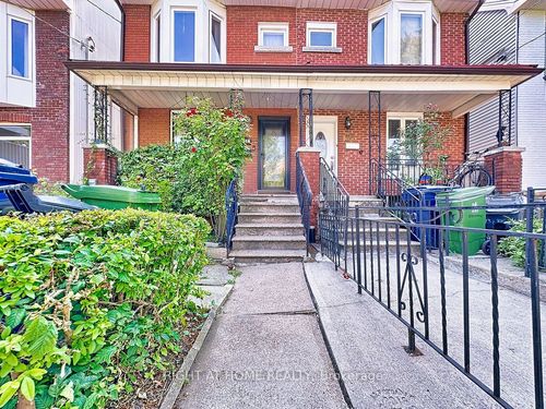 132 Bellwoods Ave, Toronto, ON, M6J2P4 | Card Image