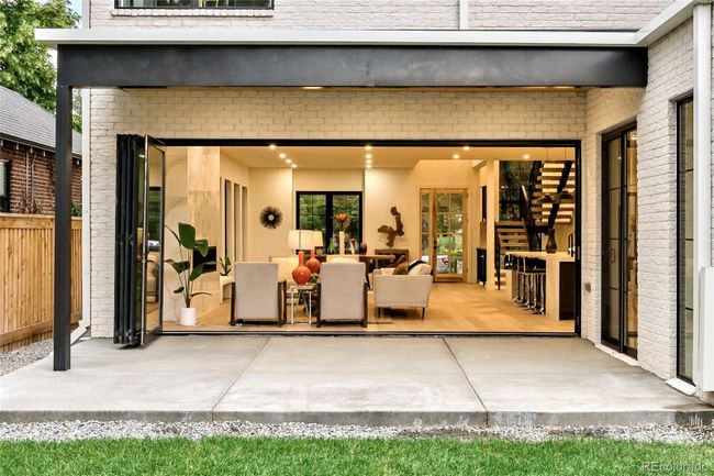 1238 S Saint Paul St, House other with 4 bedrooms, 6 bathrooms and 3 parking in Denver CO | Image 50