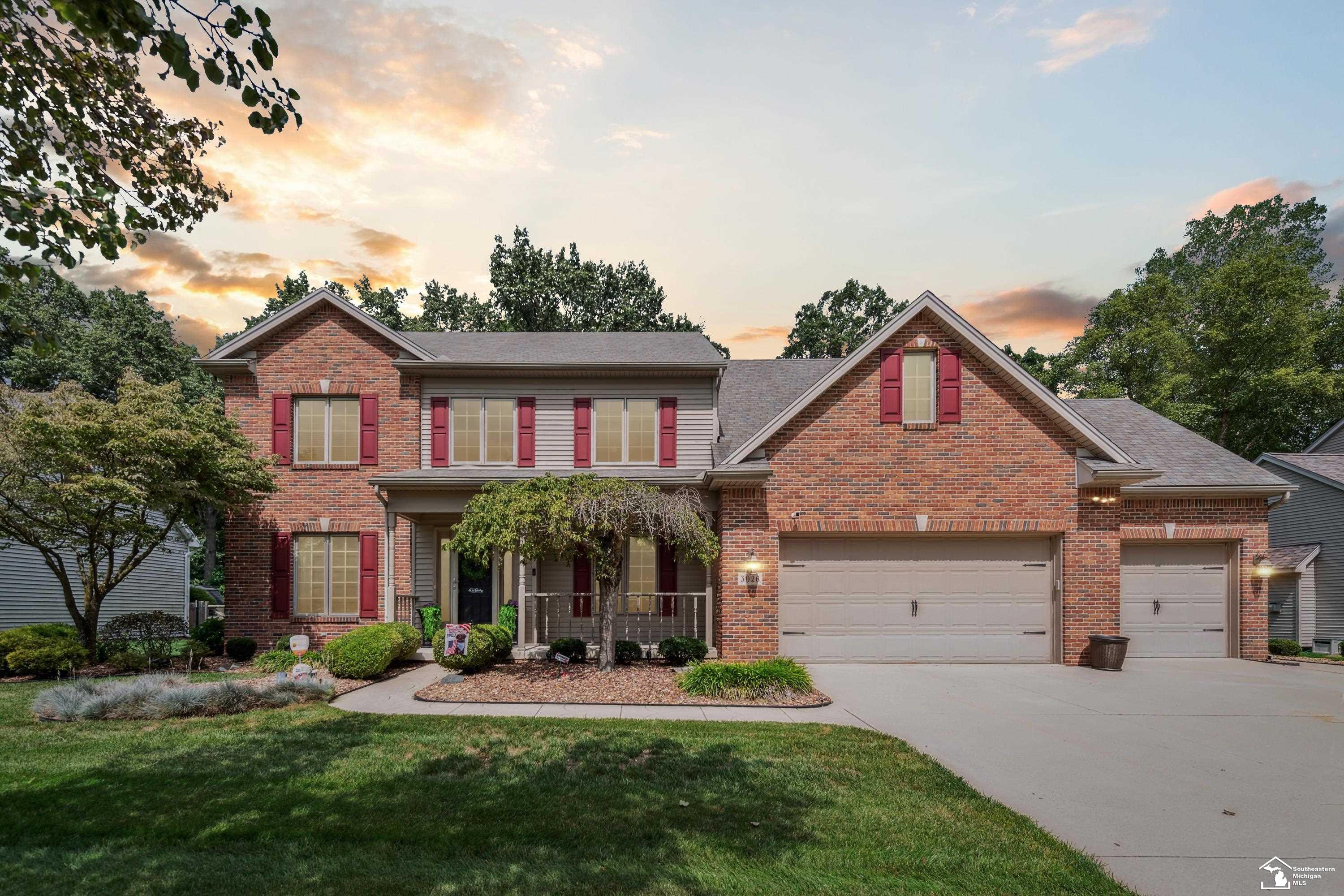 Lennox Ct, Lambertville, MI 48144