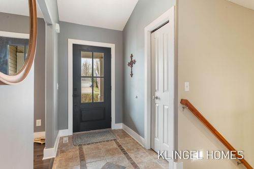 3010 Brookmere St, Muskegon, MI, 49444-7800 | Card Image