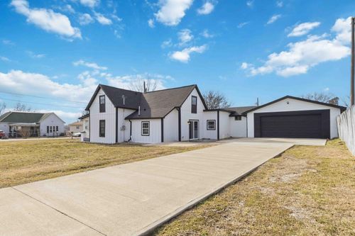 204 Crutchfield St, Science Hill, KY, 42553-9359 | Card Image