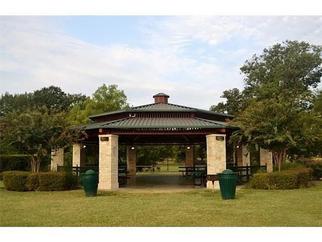 View of community with a gazebo and a yard | Image 23