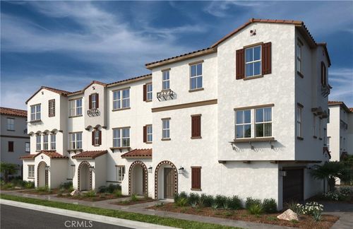 9412 Paramount St, South El Monte, CA, 91733-1582 | Card Image