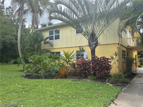 12-1210 Shady Rest Ln, NAPLES, FL, 34103-3354 | Card Image