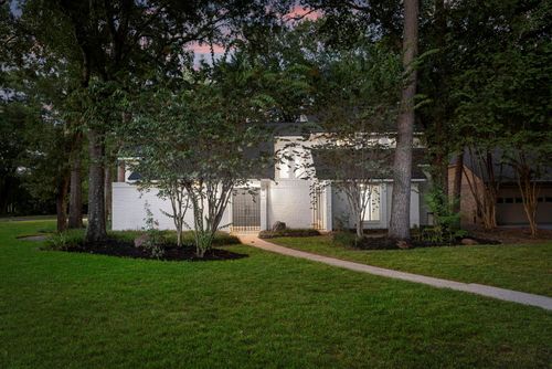 2 Muskmallow Court, The Woodlands, TX, 77380 | Card Image