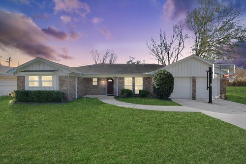 11123 Hazelhurst Dr, Houston, TX, 77043-3501 | Card Image