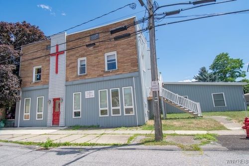 2 N Main St, Gainesville, NY, 14066-9795 | Card Image