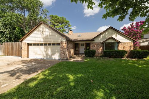 950 Hummingbird Trl, Grapevine, TX, 76051-2821 | Card Image
