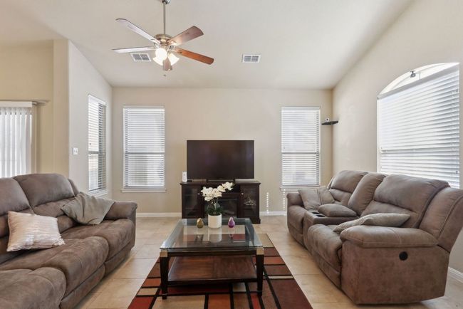 UNIT-22 - 7233 Menchaca Rd, House other with 3 bedrooms, 2 bathrooms and 2 parking in Austin TX | Image 7