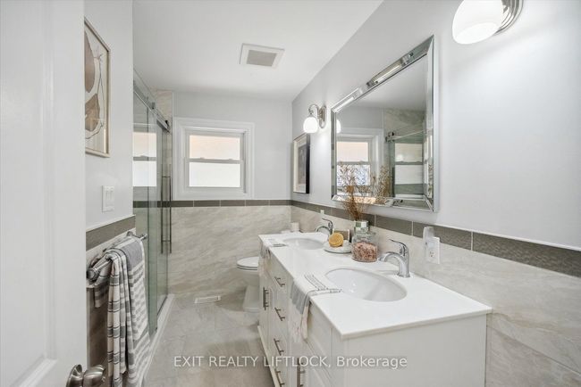 577 Spillsbury Dr, House other with 3 bedrooms, 2 bathrooms and 6 parking in Peterborough ON | Image 21