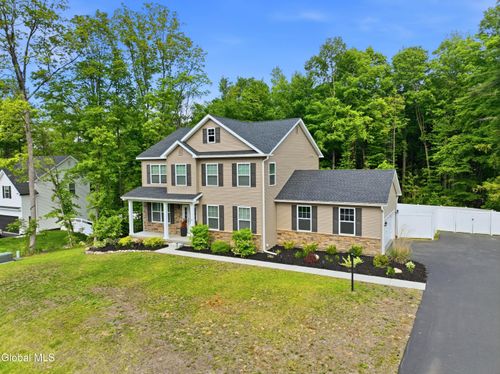 29 Stone Ridge Rd, Wilton, NY, 12831-1252 | Card Image