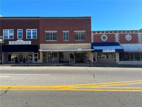 117 N Main St, Harrison, AR, 72601-4227 | Card Image