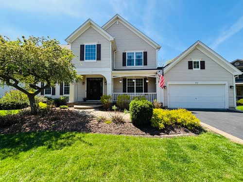 802 Autumn Hl, West Dundee, IL, 60118-3133 | Card Image