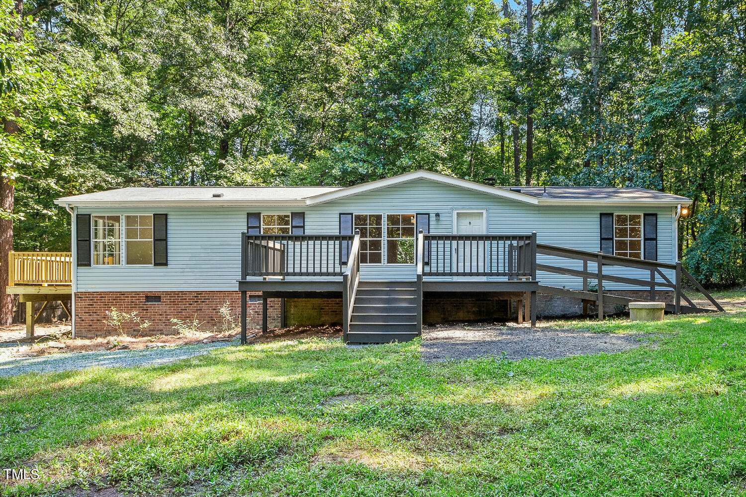 Glendale Dr, Pittsboro, NC 27312