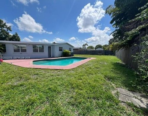 6921-6921 Nw 5th Ct, Margate, FL, 33063-4353 | Card Image