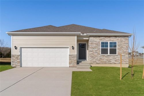 19751 W 201st St, Spring Hill, KS, 66083-5604 | Card Image