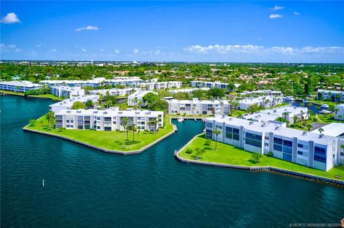 3-105-1950 Palm City Rd, Stuart, FL, 34994-4268 | Card Image