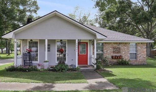 18041 Autumn Leaves Dr, Prairieville, LA, 70769 | Card Image