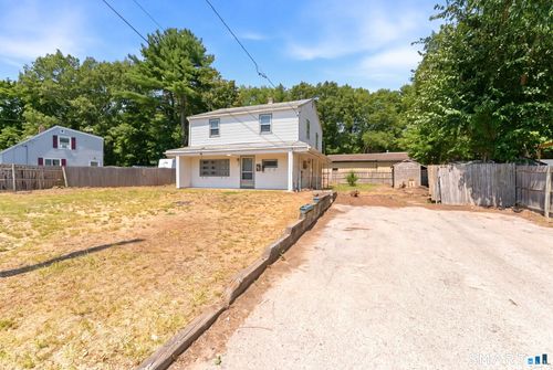 227 S Main St, Coventry, RI, 02816-5904 | Card Image