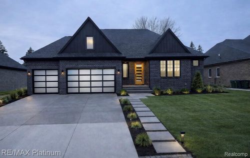 66893 Meadowlands Court, Washington Township, MI, 48095 | Card Image