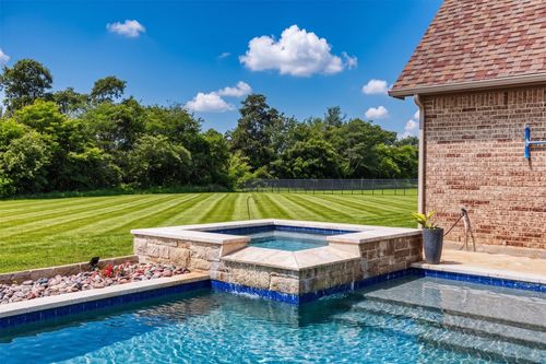 30 Laura Cir, Gunter, TX, 75058-3202 | Card Image