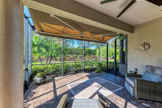 5016 Savona Run, House other with 2 bedrooms, 2 bathrooms and null parking in BRADENTON FL | Image 33