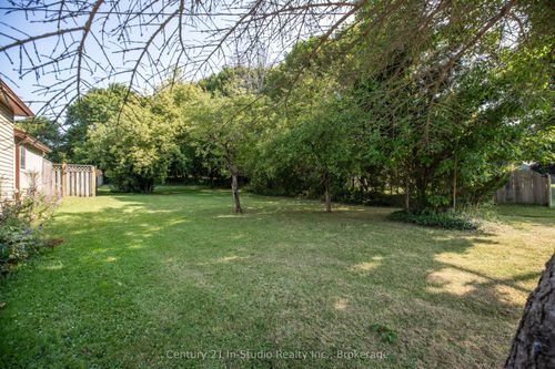 160 Division St, South Bruce Peninsula, ON, N0H | Card Image
