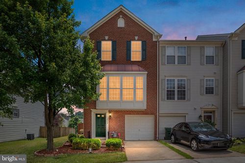 15969 Canada Goose Loop, WOODBRIDGE, VA, 22191-5560 | Card Image