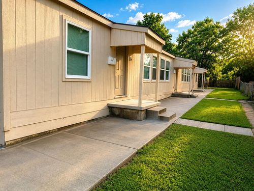 3827-3829-3231 E Cessna St, Wichita, KS, 67210 | Card Image
