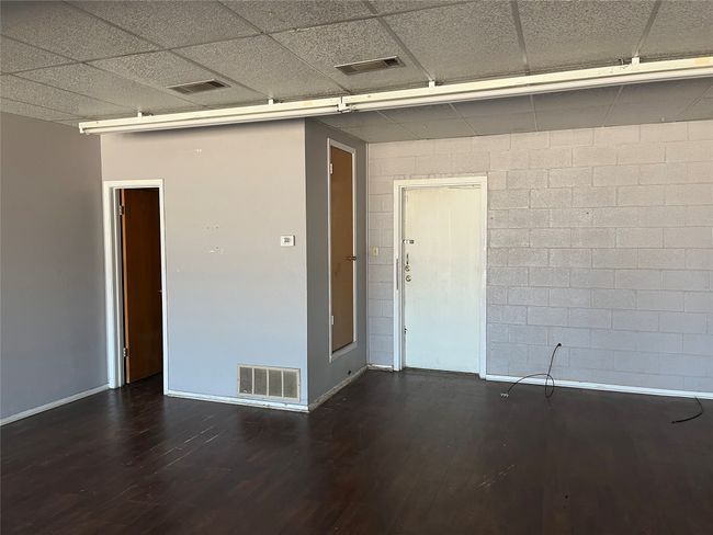 890 W Corsicana St, Home with 0 bedrooms, 0 bathrooms and null parking in Athens TX | Image 9