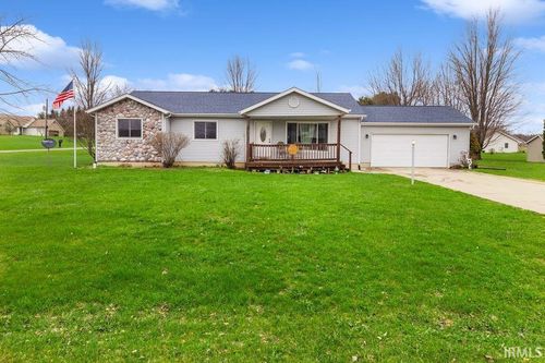 2804 E Lapoint Dr, Milford, IN, 46542-9795 | Card Image