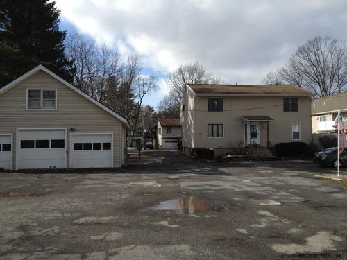 apt-4-2010 Curry Rd, Schenectady, NY, 12303-4043 | Card Image