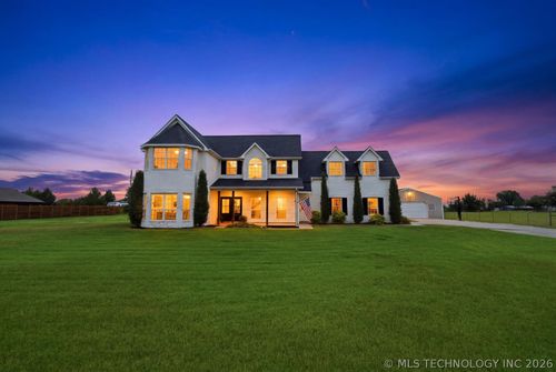 7855 116th St, Collinsville, OK, 74021-7114 | Card Image