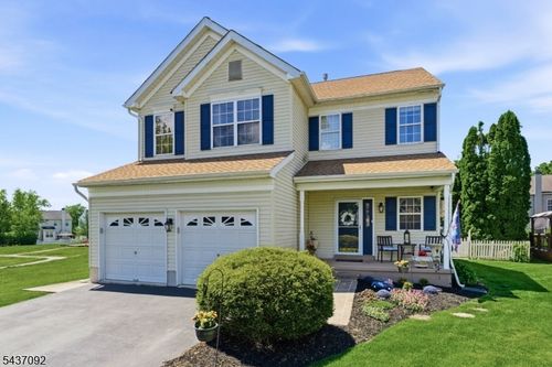 756 Jackson Rd, Stewartsville, NJ, 08886-2644 | Card Image