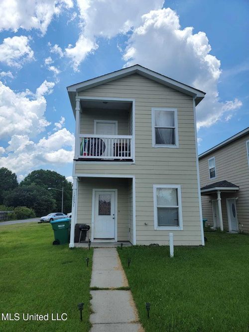 12051 Highland Ave, Gulfport, MS, 39503-3031 | Card Image
