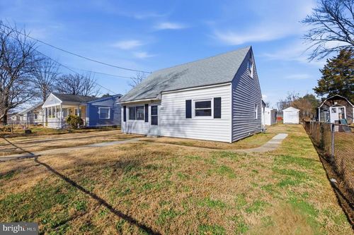 188 Holden Dr, MANASSAS PARK, VA, 20111-1832 | Card Image