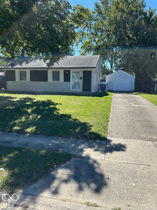 8141 Patton Dr, Lawrence, IN, 46226-2037 | Card Image