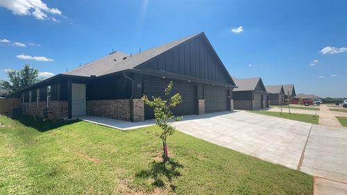1208 Nw 113th Street, Oklahoma City, OK, 73114 | Card Image
