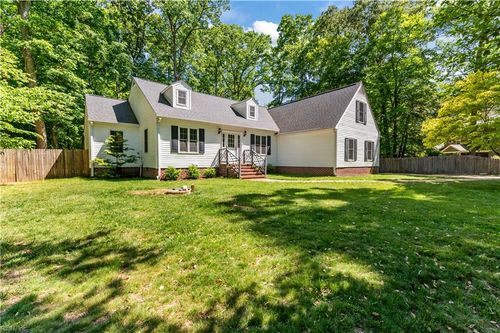 7552 Vincent Dr, Toano, VA, 23168-9039 | Card Image