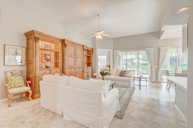 8049 Nevis Place, House other with 3 bedrooms, 2 bathrooms and null parking in Wellington FL | Image 6