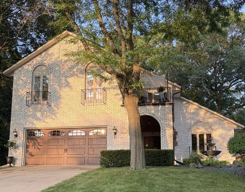 1011 Skyview Drive, Altoona, WI, 54720 | Card Image