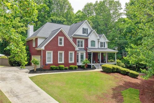 5062 Oak Farm Way, Flowery Branch, GA, 30542-5273 | Card Image
