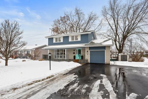 9 Aurora Cres, Nepean, ON, K2G0Z6 | Card Image