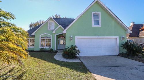 7301 Southwind Dr, Biloxi, MS, 39532-5709 | Card Image