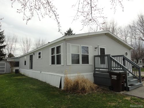 326 Holly Ln, Van Buren Township, MI, 48111-1770 | Card Image